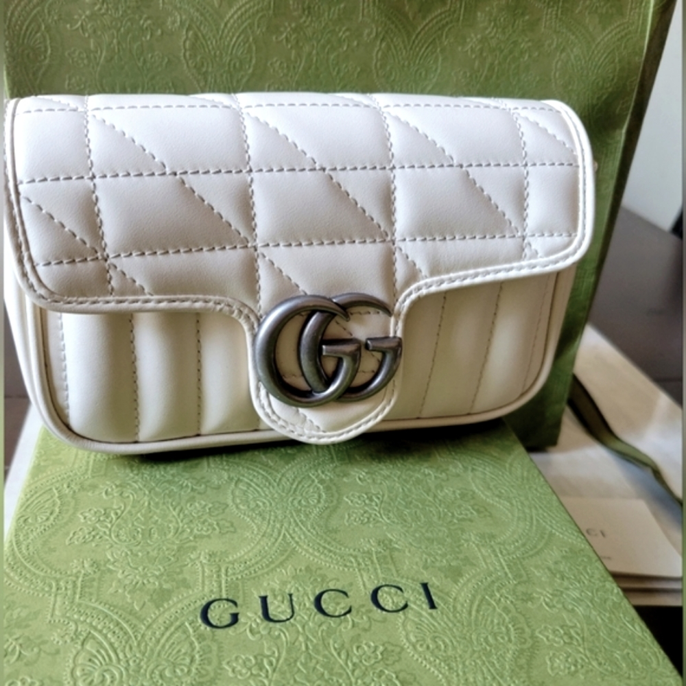 (((Gucci))) White GG MARMONT LEATHER SUPER MINI BAG